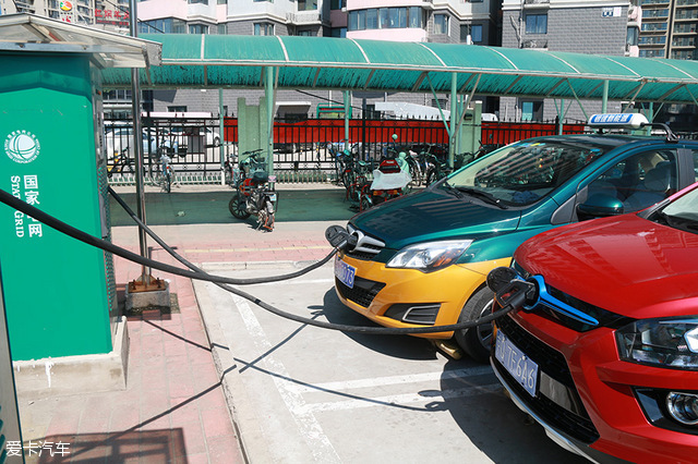 女神（經(jīng)）新能源用車記；充電省錢；北汽EX200